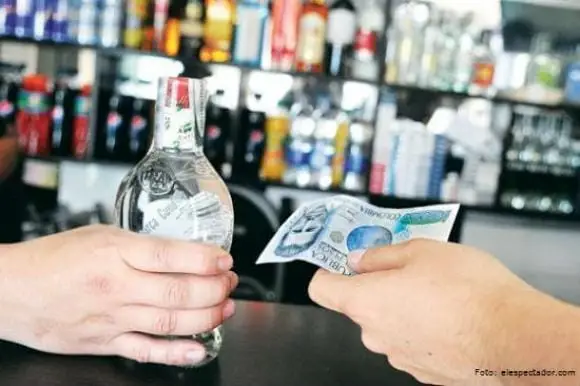 Varia horarios de venta y consumo de licor en algunas localidades del Distrito